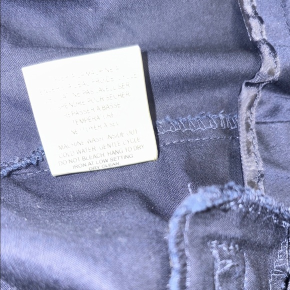 Reitmans women’s Dark Blue Capri Trousers, size 14 Plus - Picture 8 of 8